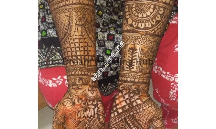 Dhara mehndi artist